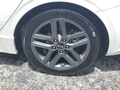 Used 2021 Kia Forte GT-Line w/ GT-Line Premium Package FWD image 7
