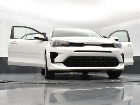Used 2023 Kia Rio S image 11