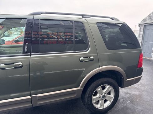 Used 2004 Ford Explorer Eddie Bauer image 5