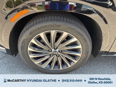 Used 2025 Hyundai Palisade Calligraphy image 19