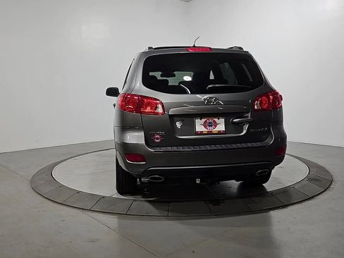 Used 2009 Hyundai Santa Fe SE FWD image 4