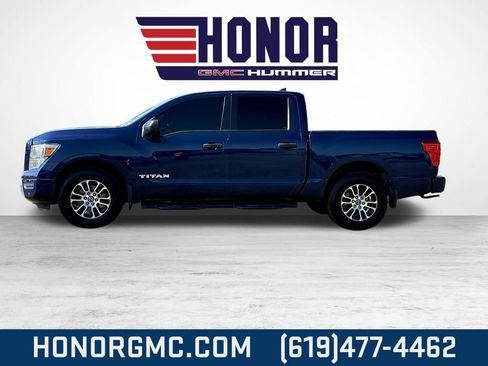 Used 2023 Nissan Titan SV w/ SV Convenience Package image 6