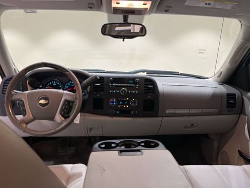 Used 2012 Chevrolet Silverado 1500 LT image 16