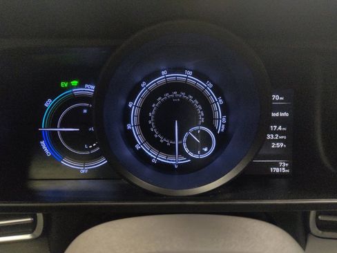 Used 2023 Hyundai Elantra Blue image 23