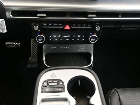 Used 2026 Hyundai Ioniq 9 Calligraphy image 29
