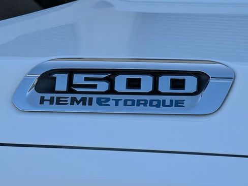 Used 2023 RAM 1500 Big Horn AWD/4WD image 10