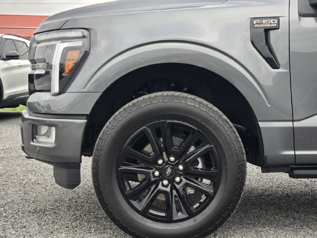 Certified 2025 Ford F150 Platinum w/ FX4 Off-Road Package AWD/4WD image 9
