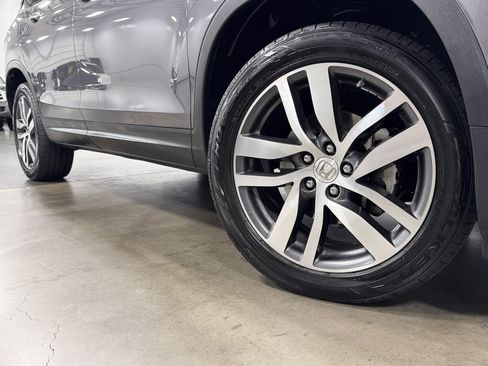 Used 2017 Honda Pilot Touring image 20