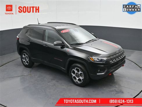 Used 2022 Jeep Compass Trailhawk w/ Trailhawk Convenience Group image 47