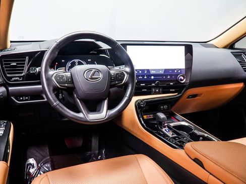 Used 2025 Lexus NX 350h AWD w/ Accessory Package (Z2) image 16