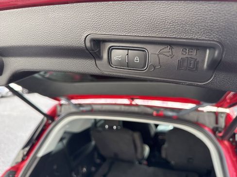 Used 2022 Ford Explorer XLT w/ Class IV Trailer Tow Package image 14