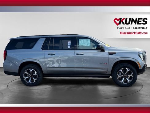 New 2026 GMC Yukon XL AT4 Ultimate w/ LPO, Floor Liner Package AWD/4WD image 8