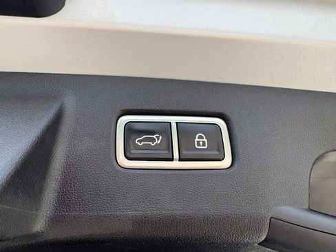 Used 2022 Kia Sorento SX FWD image 36
