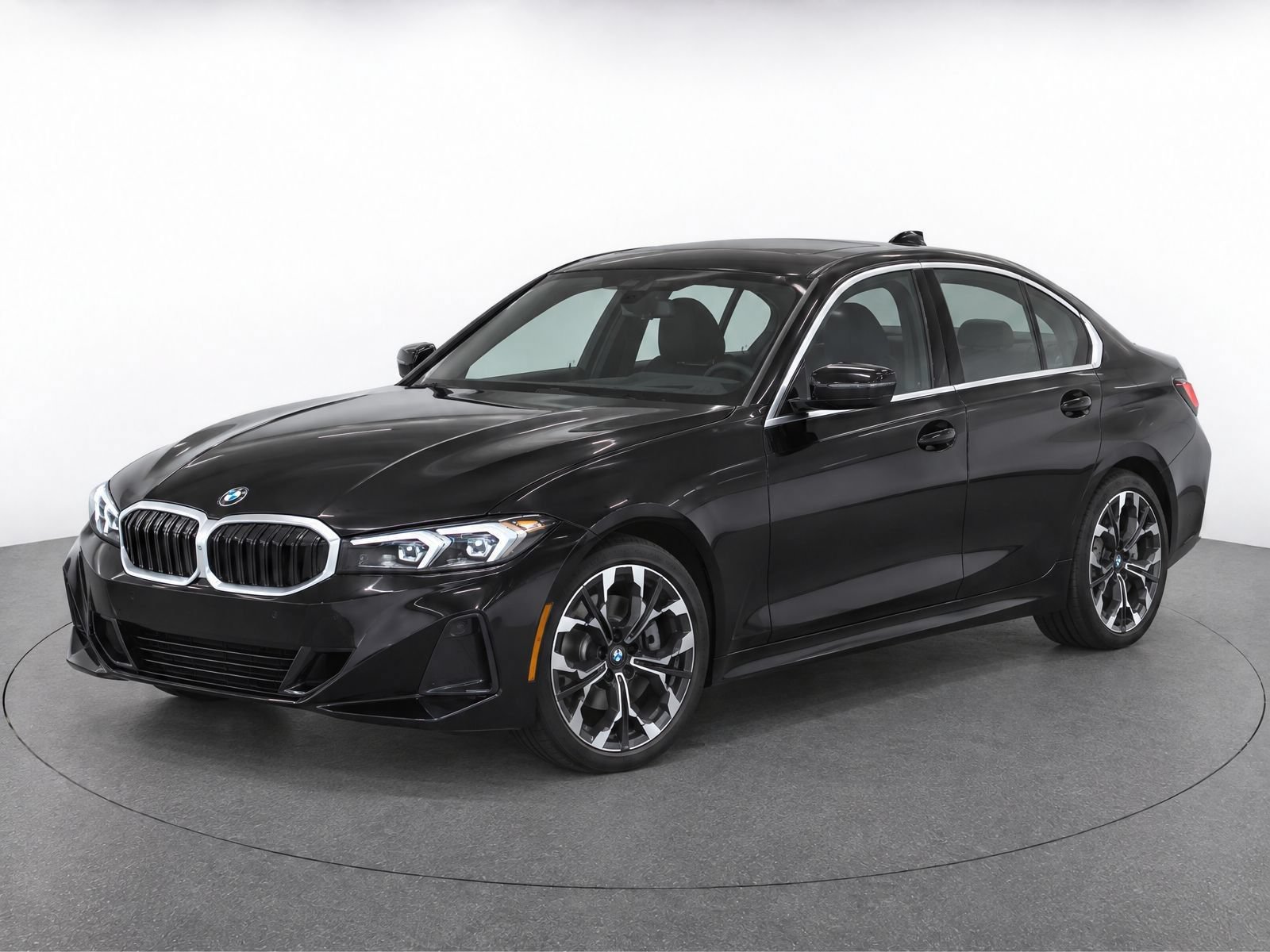 Certified 2026 BMW 330i Sedan RWD image 2