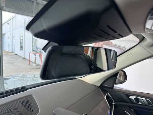 Certified 2023 BMW X7 xDrive40i w/ Premium Package AWD/4WD image 36