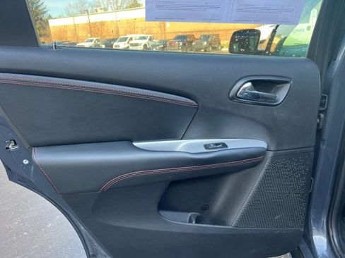 Used 2018 Dodge Journey GT image 15