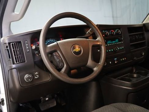 Used 2022 Chevrolet Express 2500 w/ Driver Convenience Package RWD image 13