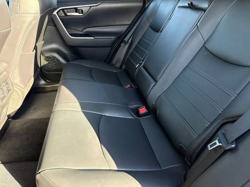 Used 2024 Toyota RAV4 XLE Premium image 18