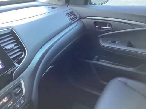 Used 2023 Honda Ridgeline RTL-E image 32