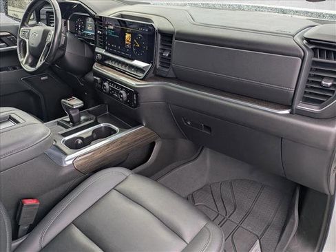 Used 2022 Chevrolet Silverado 1500 RST w/ Convenience Package II image 21