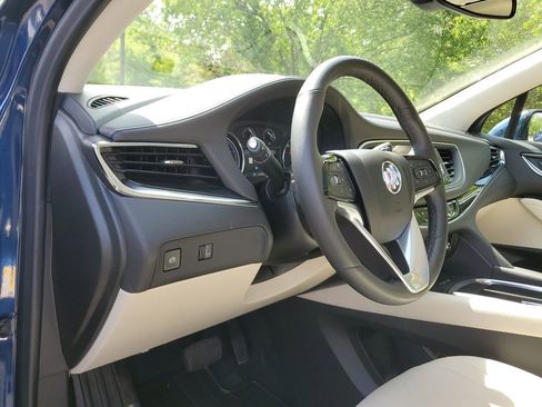 Used 2024 Buick Enclave Essence w/ Experience Buick Package AWD/4WD image 18