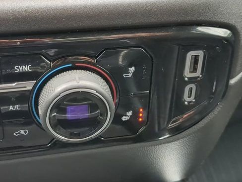 Used 2024 Chevrolet Silverado 2500 LT w/ Safety Package image 27