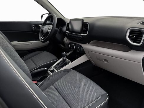 New 2026 Hyundai Venue SEL FWD image 15