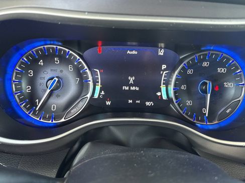 New 2027 Chrysler Pacifica Select FWD image 20