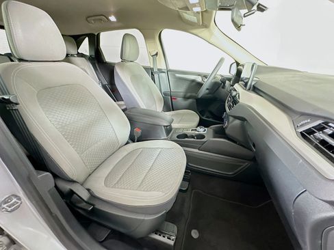 Used 2020 Ford Escape SE FWD image 29