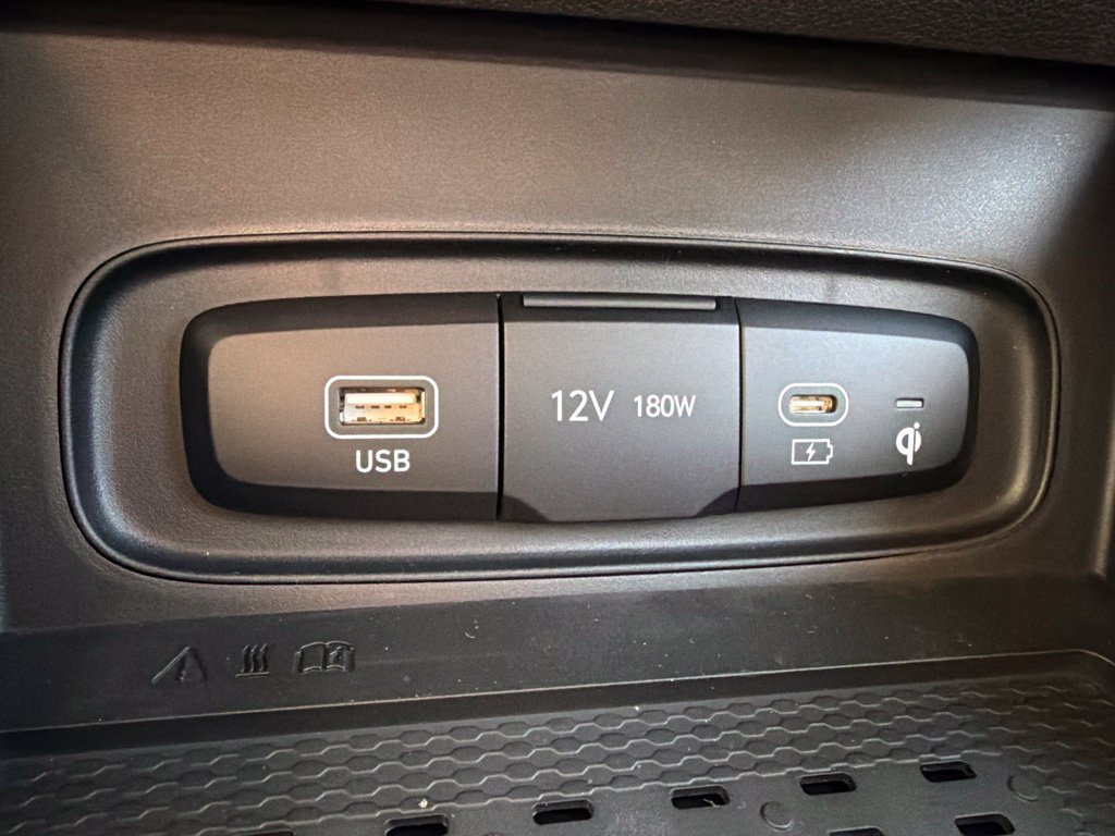 New 2026 Hyundai Venue SEL FWD image 23