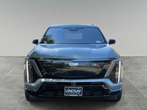 Used 2026 Cadillac Vistiq Sport AWD/4WD image 8