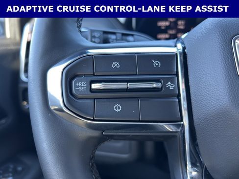 Certified 2025 GMC Yukon Denali image 15