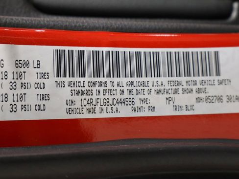 Used 2018 Jeep Grand Cherokee Trailhawk w/ Trailhawk Luxury Group image 42