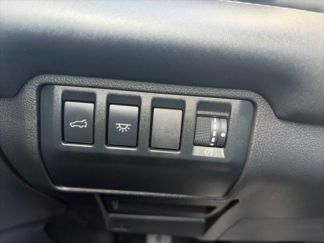 Used 2026 Subaru Ascent Limited AWD/4WD image 13