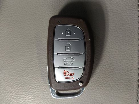 Used 2015 Hyundai Sonata Limited w/ Option Group 06 FWD image 32