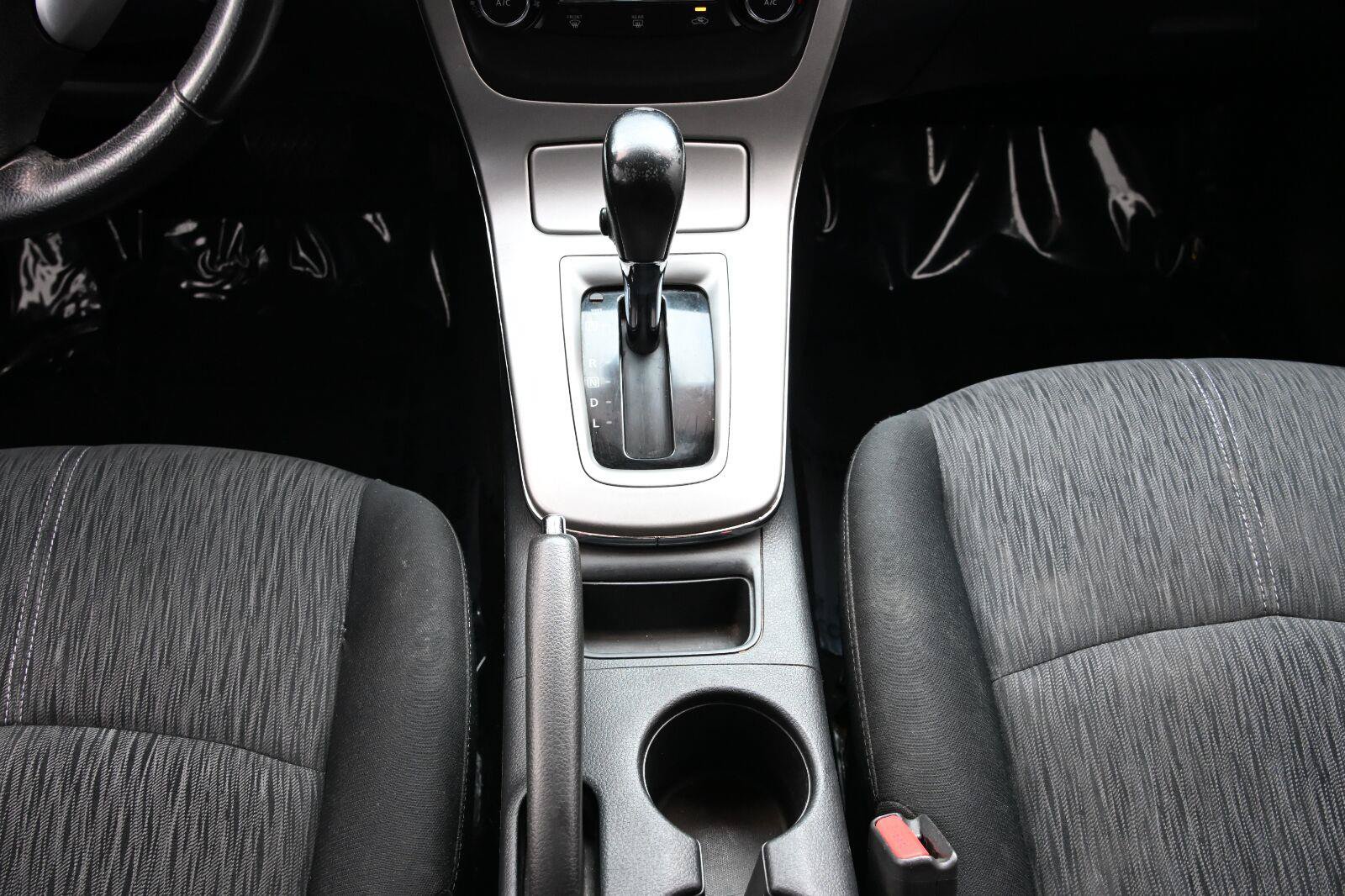 Used 2015 Nissan Sentra SV FWD image 23