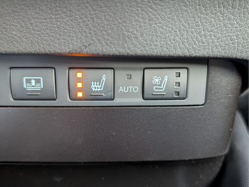 Used 2025 Lexus ES 350 w/ Premium Package FWD image 22