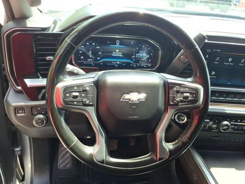 Used 2024 Chevrolet Silverado 3500 LT w/ Convenience Package AWD/4WD image 7