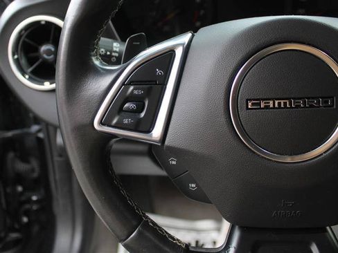 Used 2022 Chevrolet Camaro LT RWD image 15