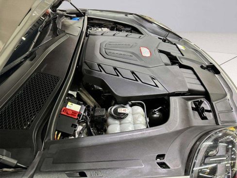 Used 2022 Porsche Cayenne Turbo GT image 66