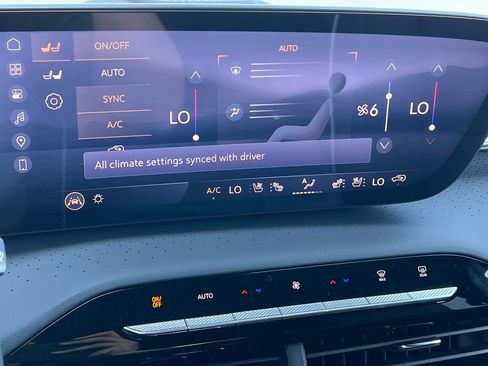 New 2026 Buick Enclave Avenir w/ Super Cruise Package AWD/4WD image 30