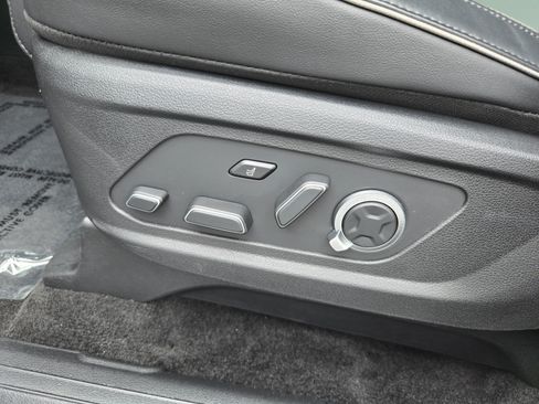 Used 2025 Hyundai Palisade Calligraphy AWD/4WD image 14