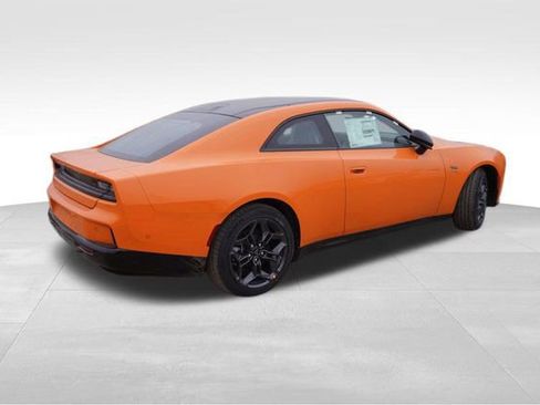 New 2025 Dodge Charger Daytona R/T w/ Quick Order Package 25M R/T AWD/4WD image 3