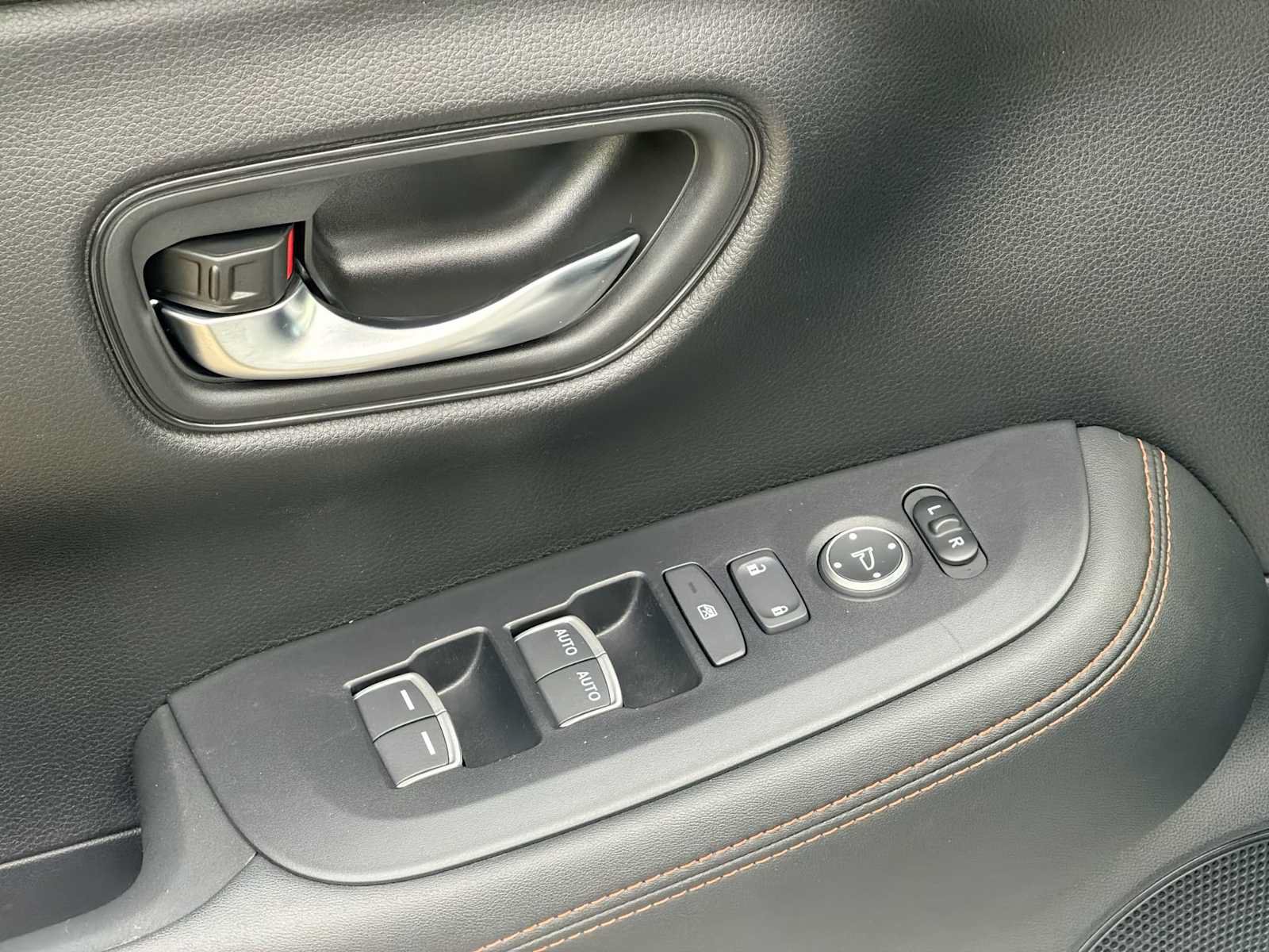 Used 2024 Honda HR-V Sport image 14