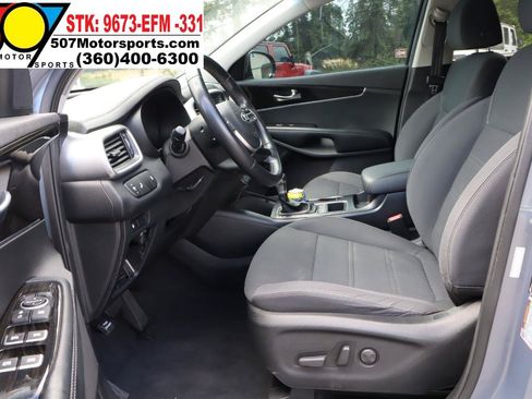 Used 2019 Kia Sorento S AWD/4WD image 13