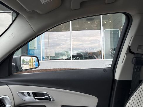 Used 2014 Chevrolet Equinox LS AWD/4WD image 23