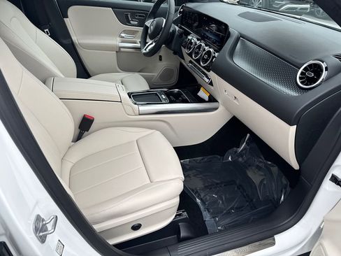 New 2026 Mercedes-Benz GLA 250 4MATIC image 14