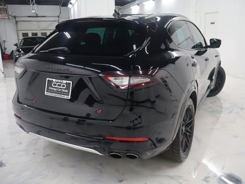 Used 2017 Maserati Levante S image 7