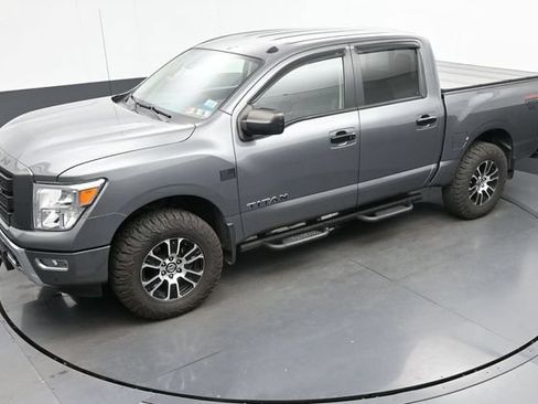 Used 2021 Nissan Titan SV w/ SV Convenience Package AWD/4WD image 24
