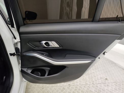 Certified 2023 BMW 330e image 28